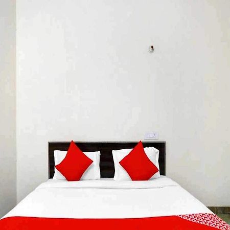 Hotel Sky Bird Bhauli Exterior foto