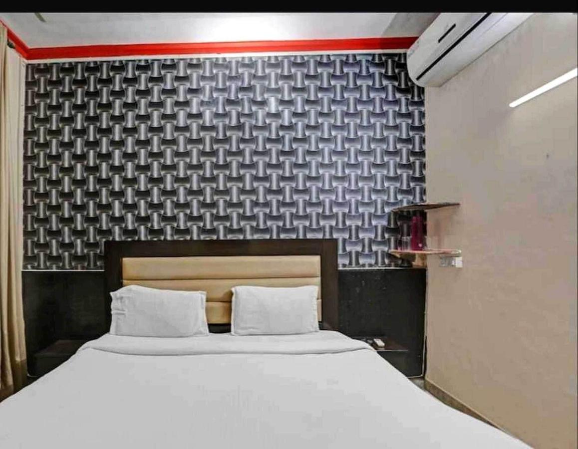 Hotel Sky Bird Bhauli Exterior foto